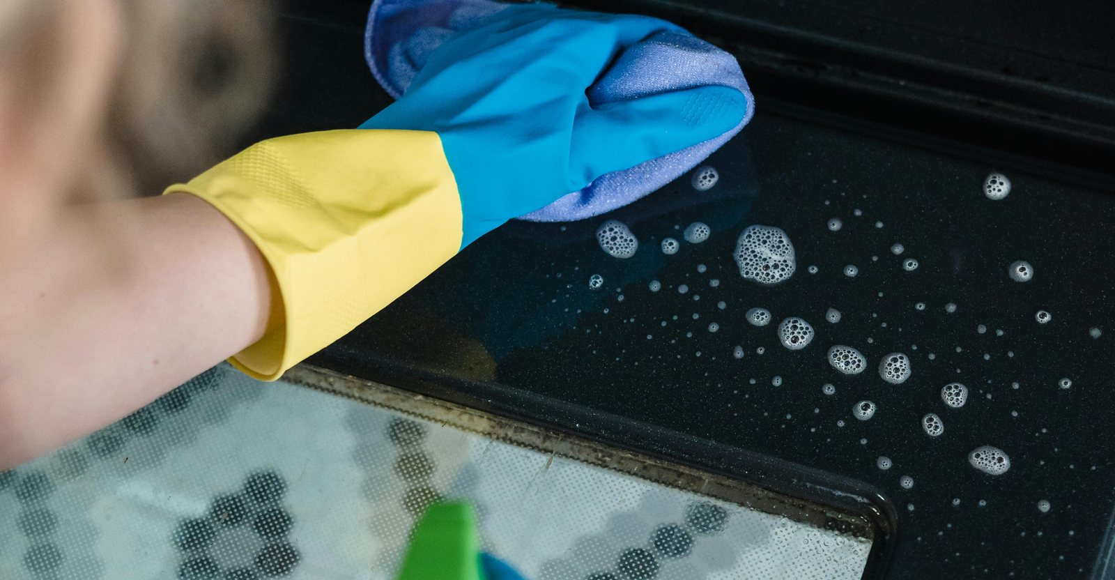 How to Keep Your Home Spotlessly Clean in UAE's Climate